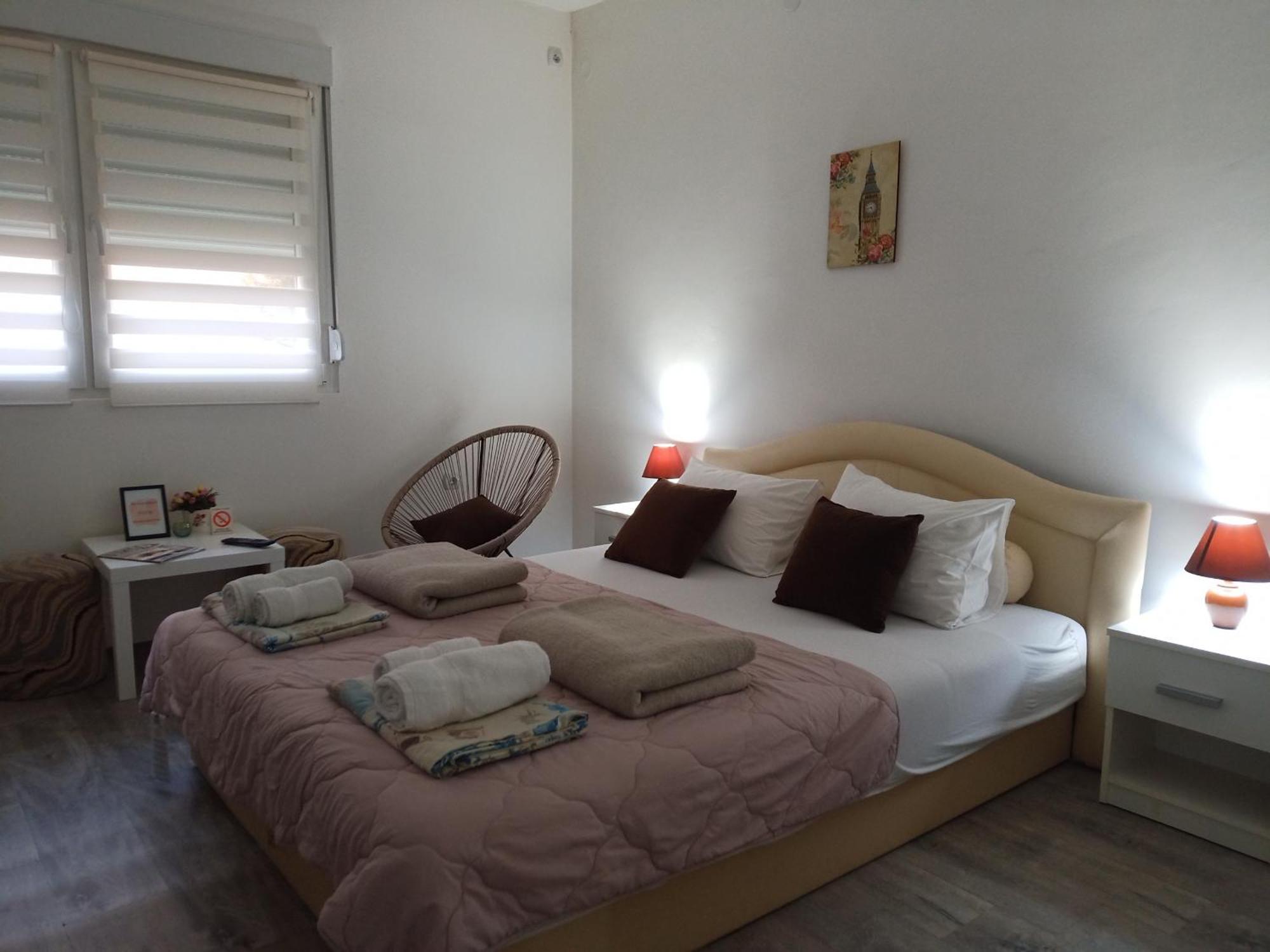 Apartmán Happy Star Ni Exteriér fotografie