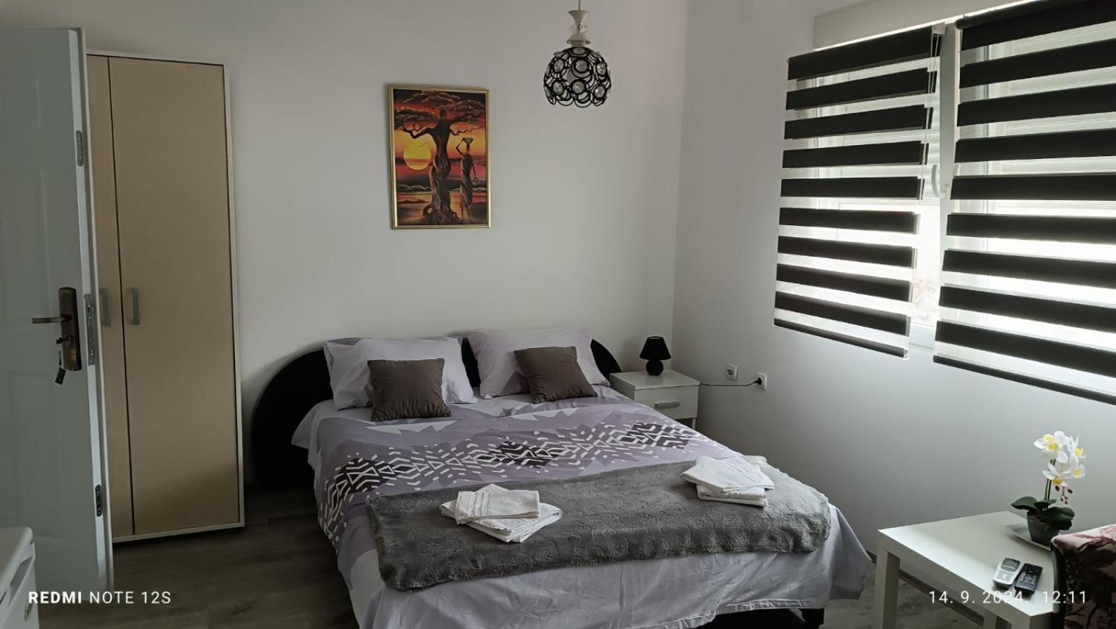 Apartmán Happy Star Ni Exteriér fotografie