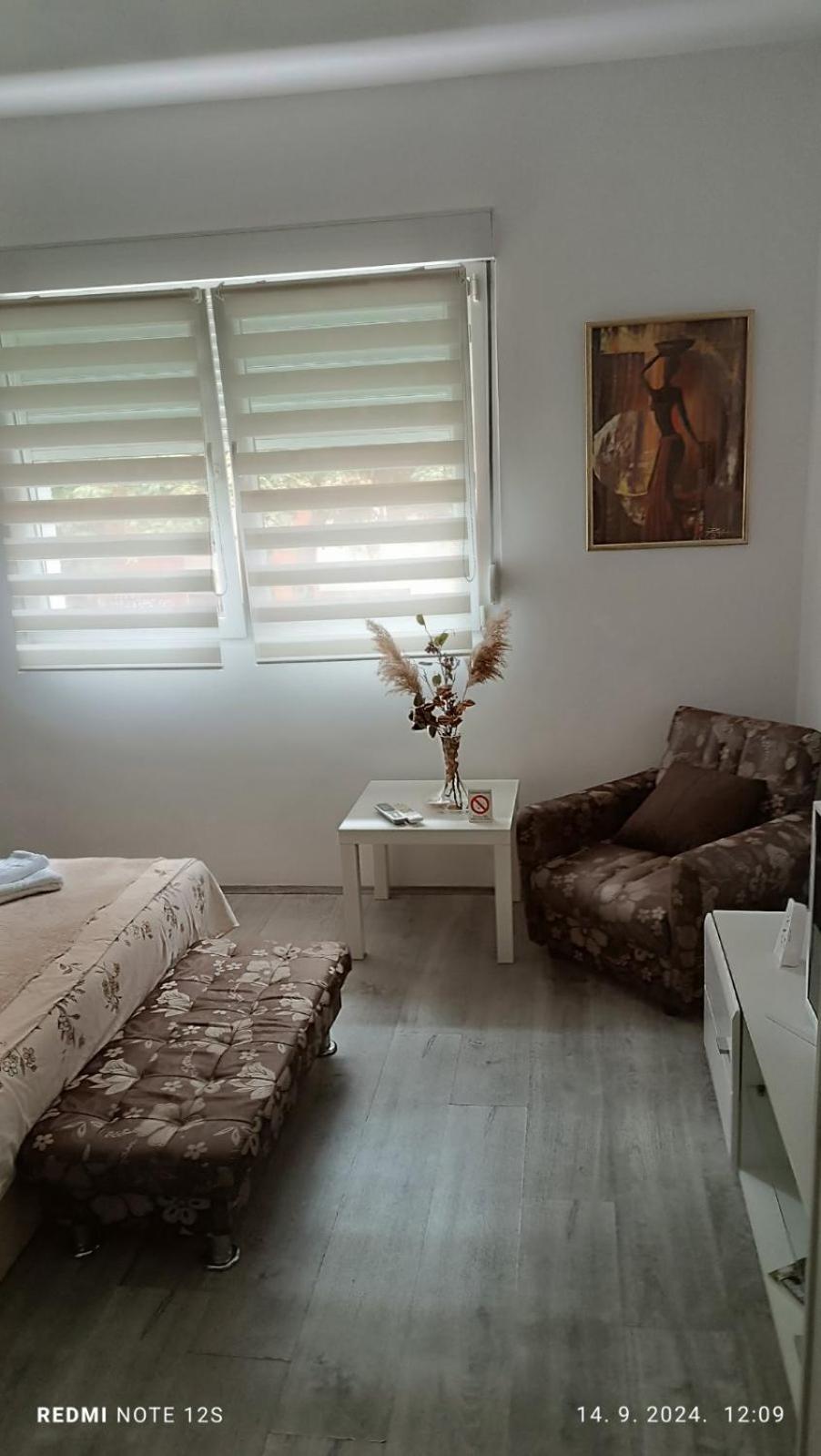 Apartmán Happy Star Ni Exteriér fotografie
