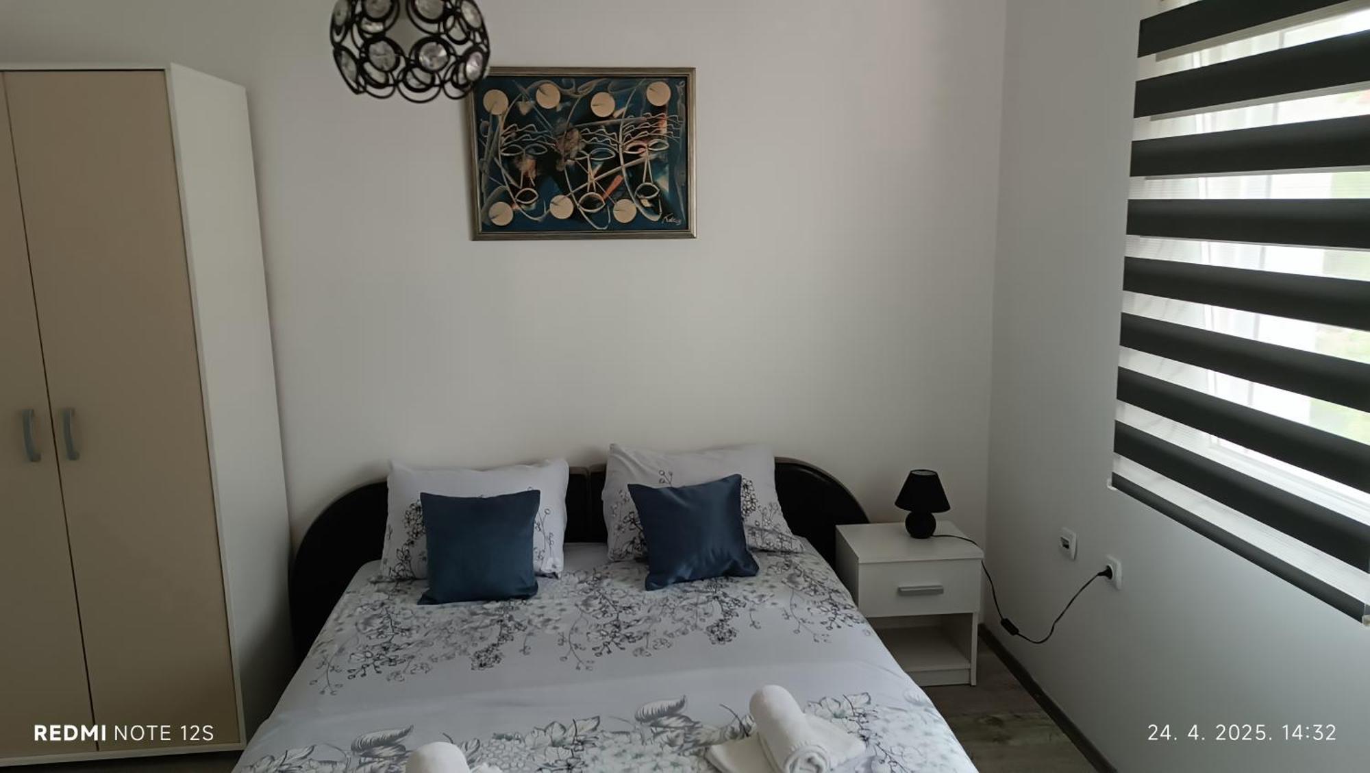 Apartmán Happy Star Ni Exteriér fotografie