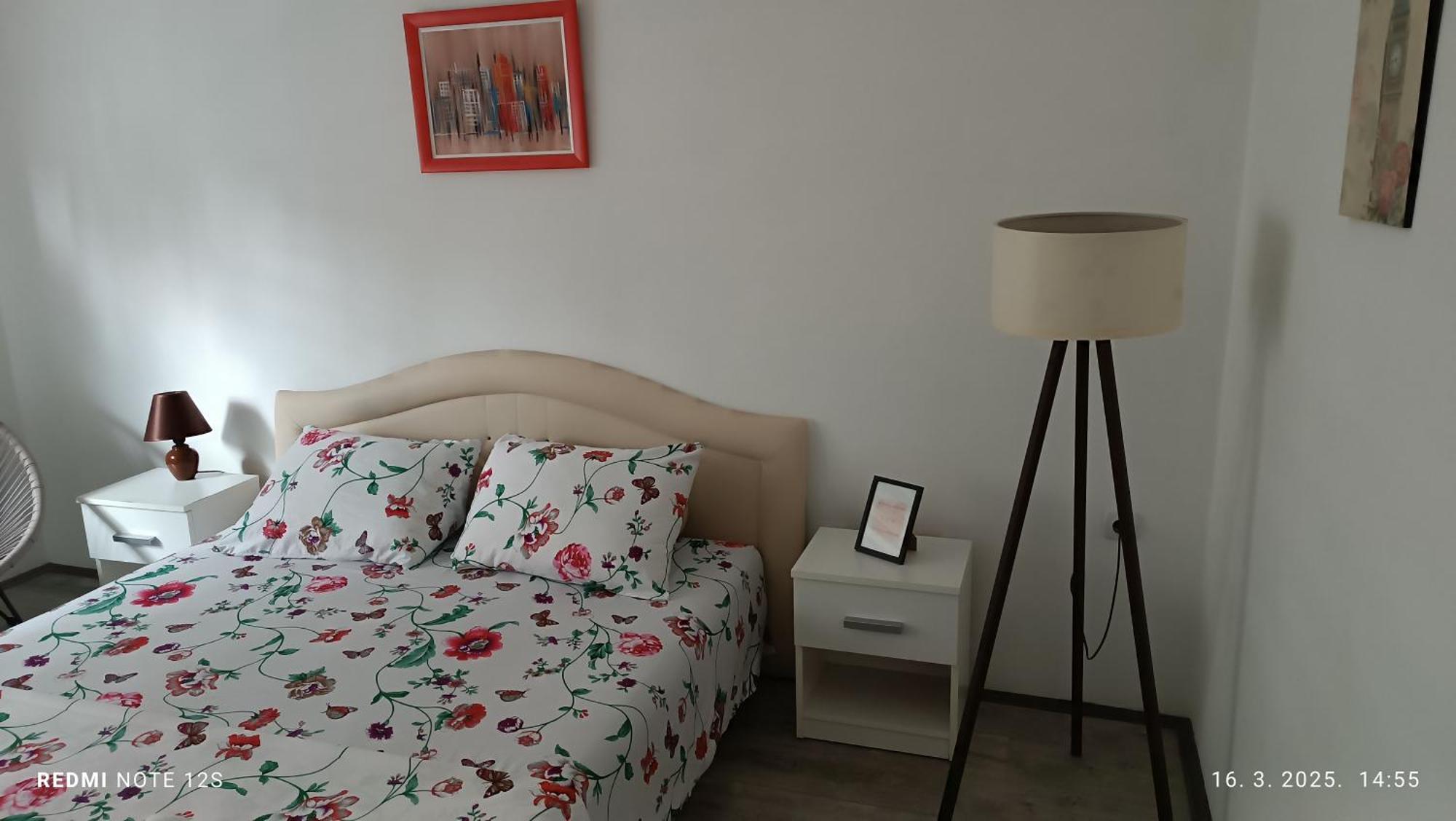 Apartmán Happy Star Ni Exteriér fotografie